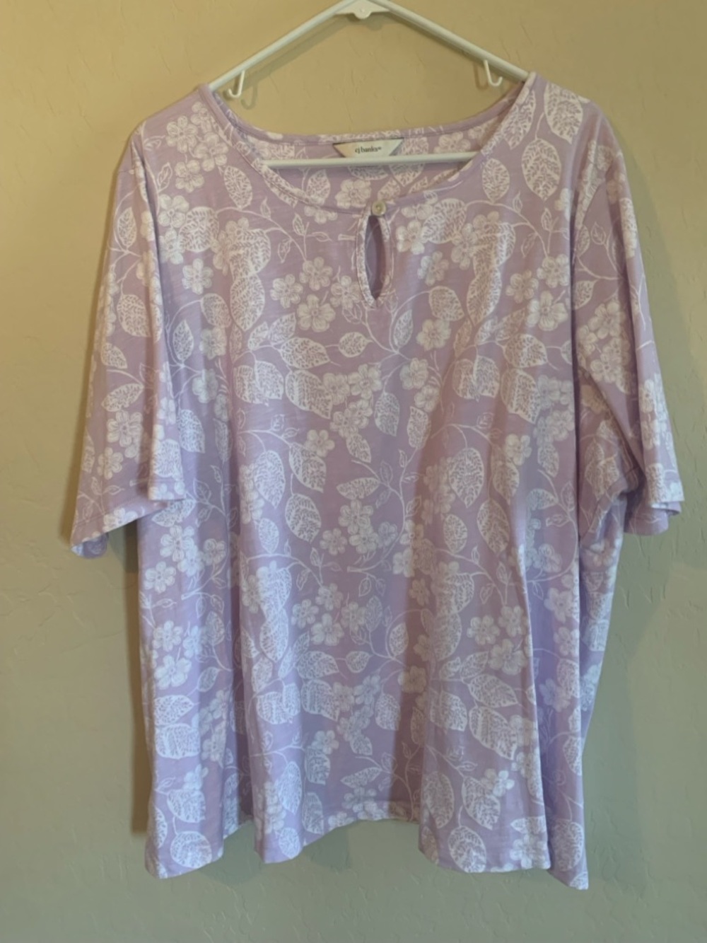 CJ Banks Lavender White Floral Keyhole Scoop Tunic